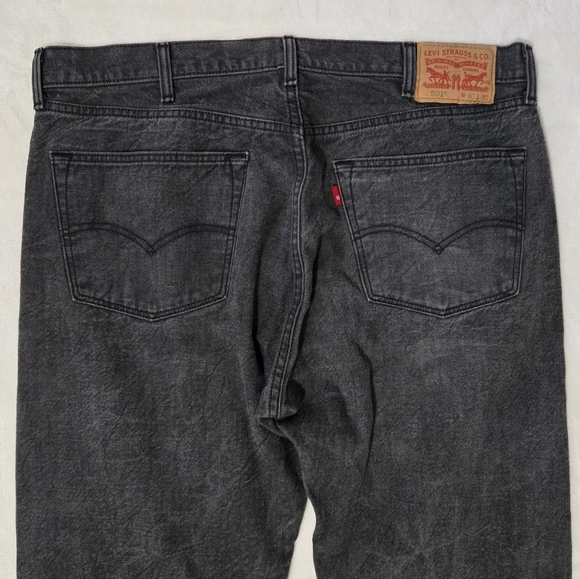 Levi's 501 Men's Jeans Dark Gray Size 40/30 Straight Leg Stylish Distressed - Picture 9 of 11